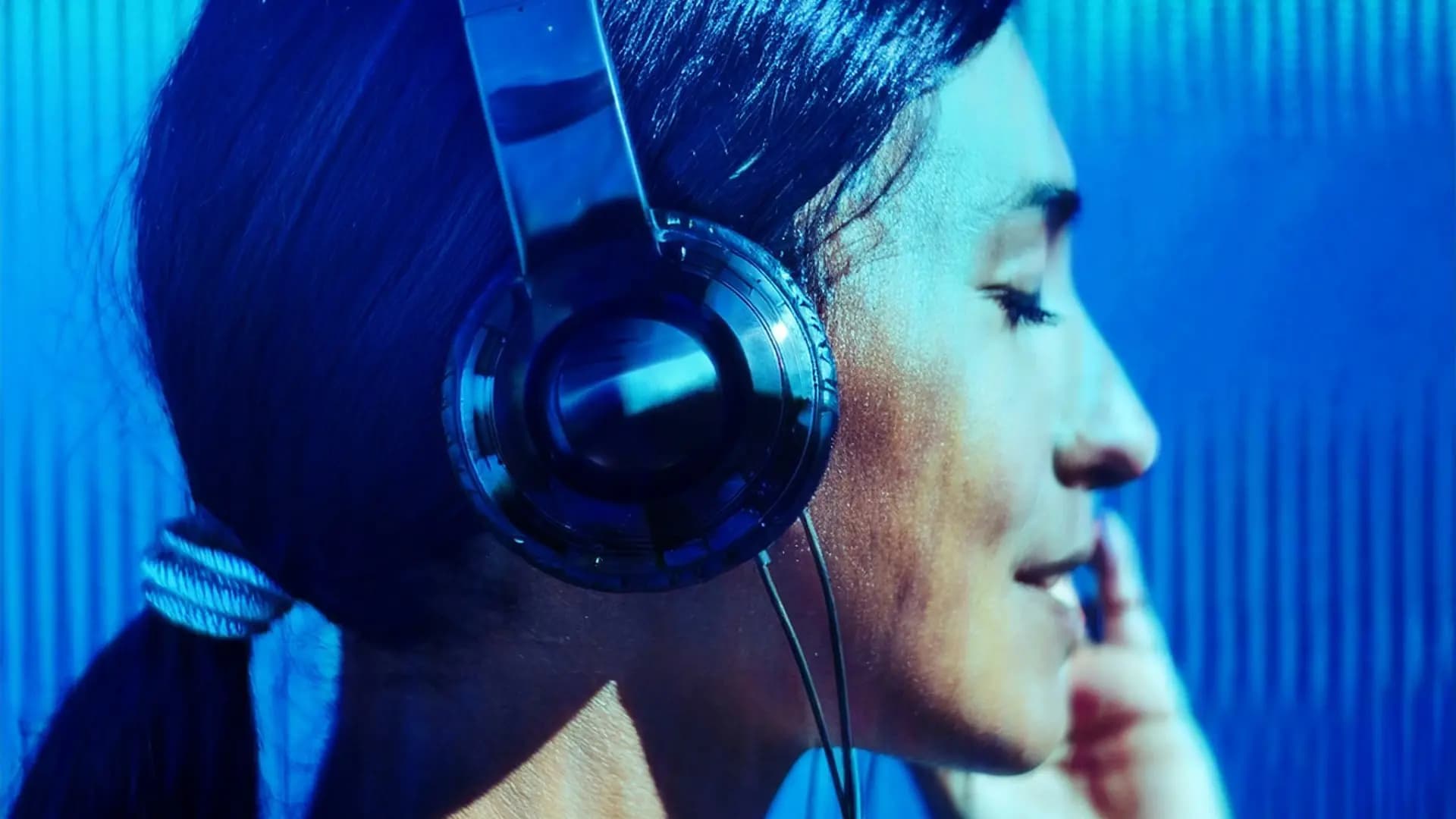 Create Your Own Audio Tour: The Complete Guide for Guides, Museums and Businesses
